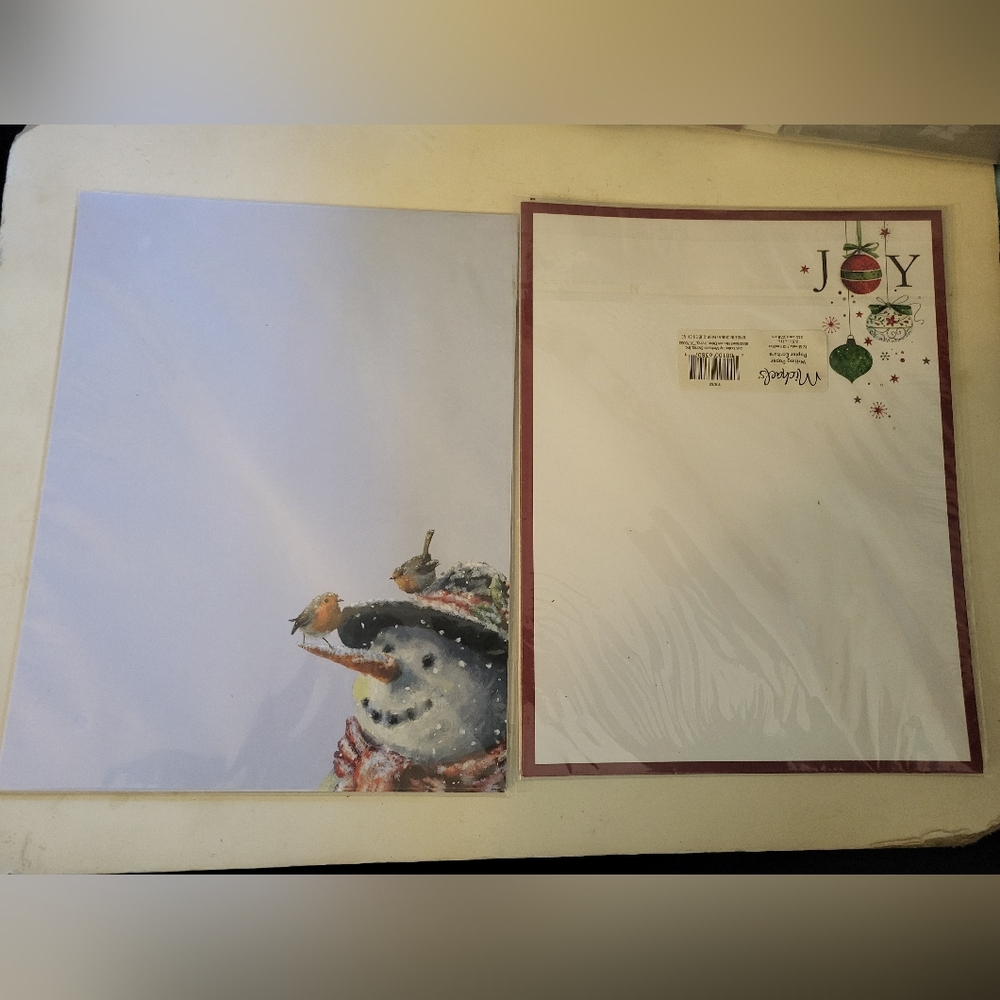 Set of  Holiday Stationery and Matching Envelopes #1173-1500